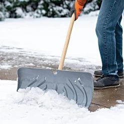 Leonard Poly Snow Pusher -Garden And Outdoor Store a124p 4