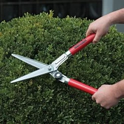Berger Compact Precision Topiary Shear With Wooden Handles 8 Berger Compact Precision Topiary Shear With Wooden Handles -Garden And Outdoor Store b2510 live